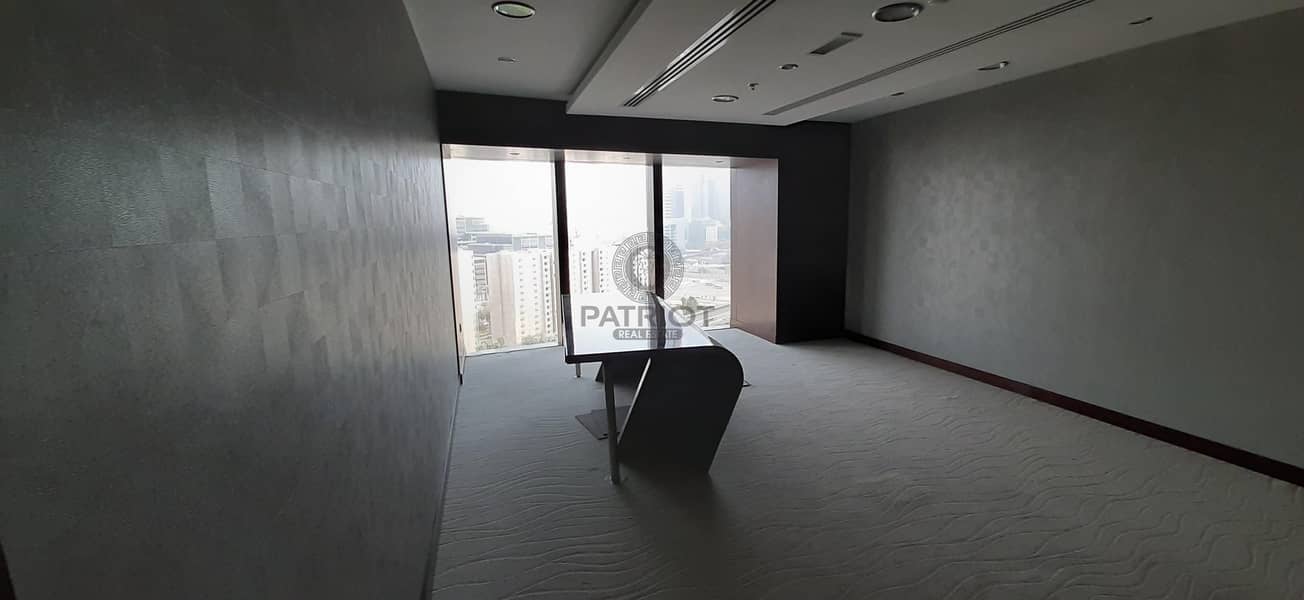 72 Chiller Free|Fitted Office| SZR & Sea Views