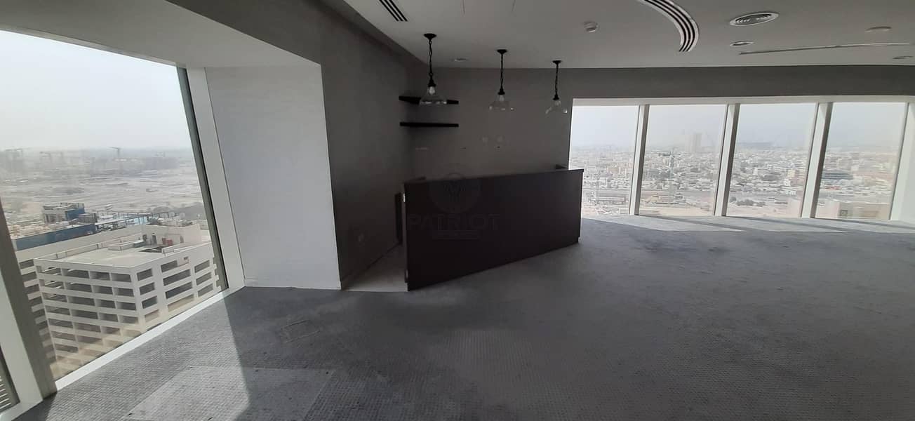 75 Chiller Free|Fitted Office| SZR & Sea Views