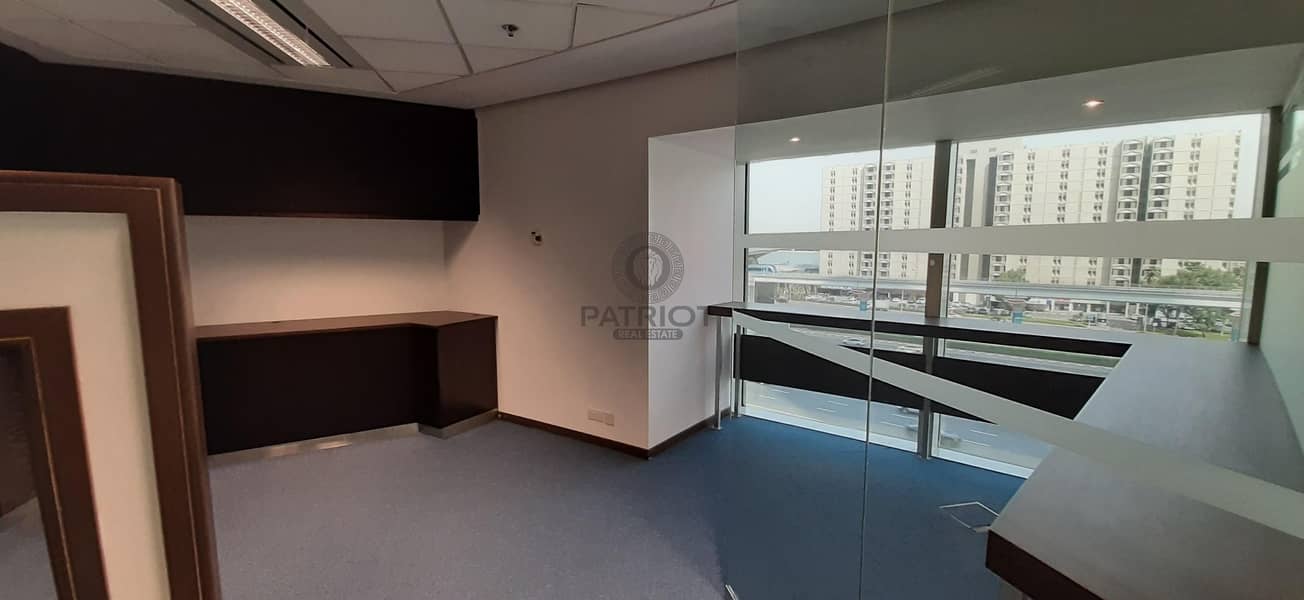 71 Chiller Free|Fitted Office| SZR & Sea Views