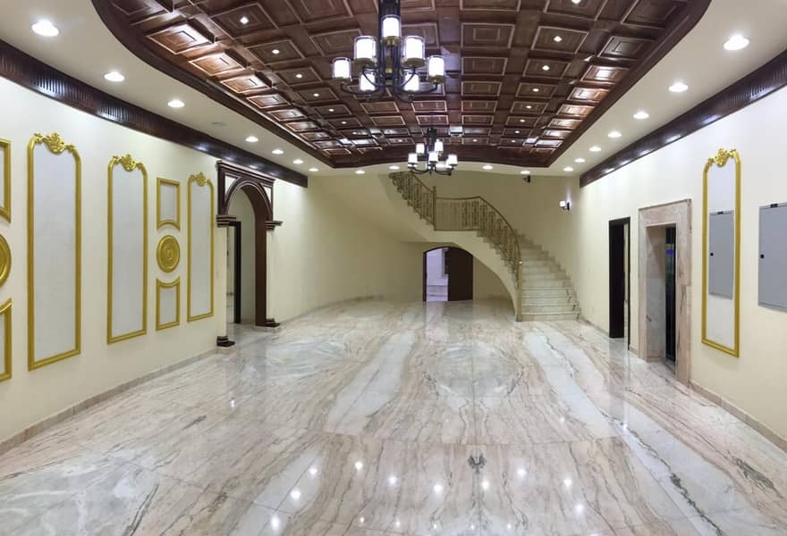 High quality villa for rent in al mizhar (6 bedroom +2hall +2majls +services block +swimingpool+ parking)