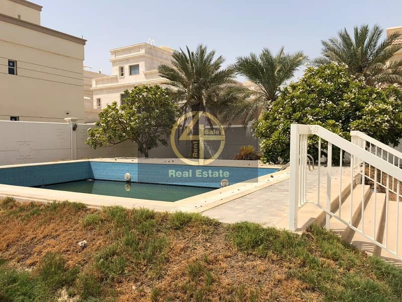 154 Modern 6BR Villa with Maid's / Swimming Pool