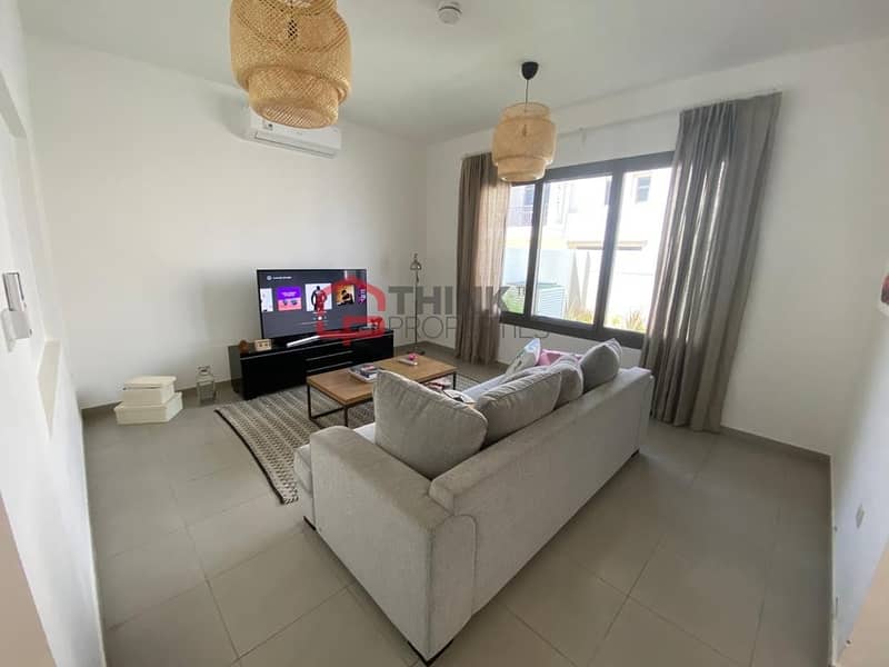 Close to Pool and Park 3BR+M Type 2 Back to Back Close to Pool and Park 3BR+M Type 2 Back to Back