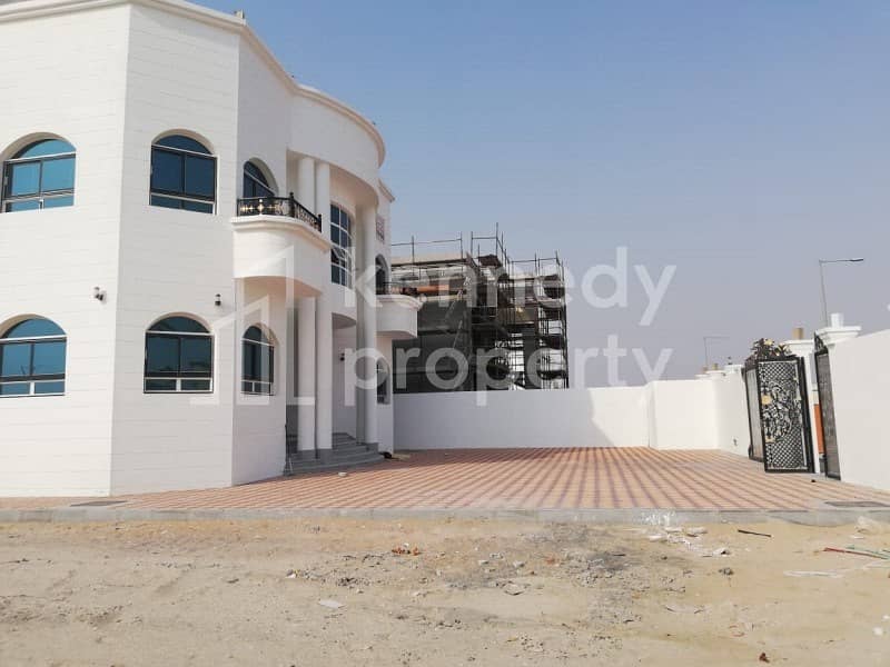 ***Beautiful and Brand new VIP Villa in Khalifa***