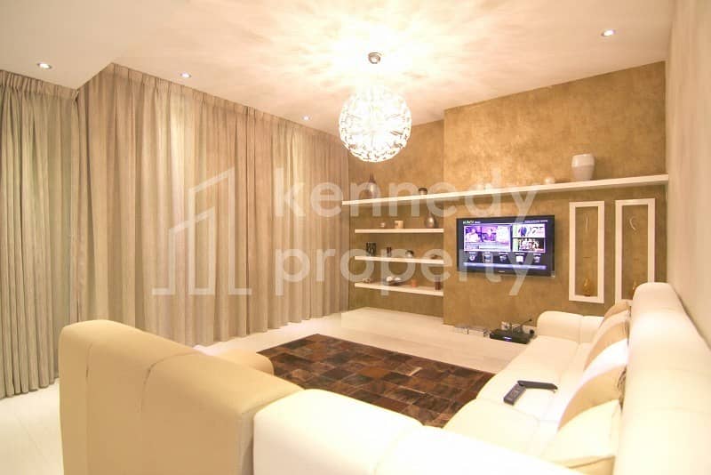 VIP Upgraded 3bed+Maid+St Large Terrace Townhouse