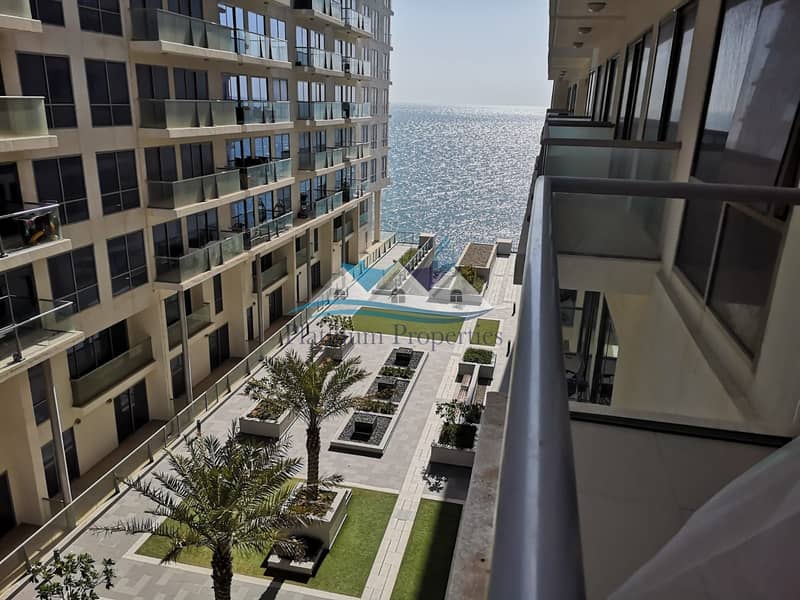NEW Immaculate Furnished Studio CHILLER FREE NEW Immaculate Furnished Studio CHILLER FREE