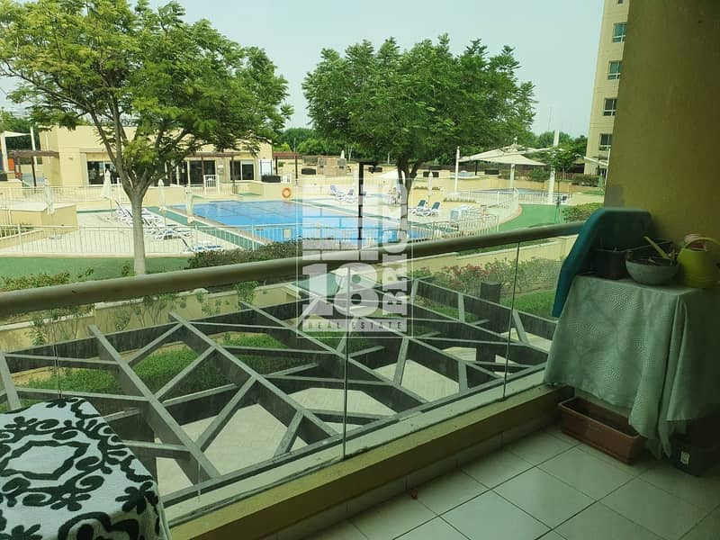 Best Offer |  Huge Unit | Pool View | Vacant