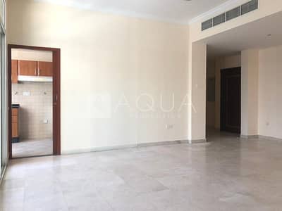 Unfurnished | Low Floor | Great Facilities Unfurnished | Low Floor | Great Facilities