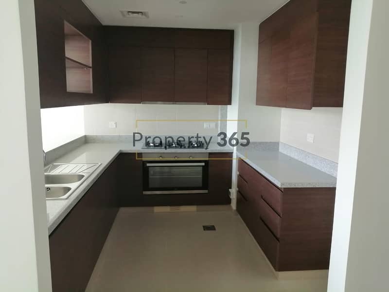 8 BRAND NEW  I  POOL AND PARK VIEW  I  3 BED APARTMENT