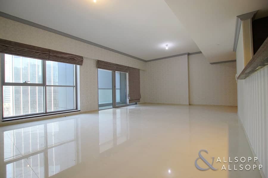 Spacious 1 Bedroom | Upgraded | Vacant