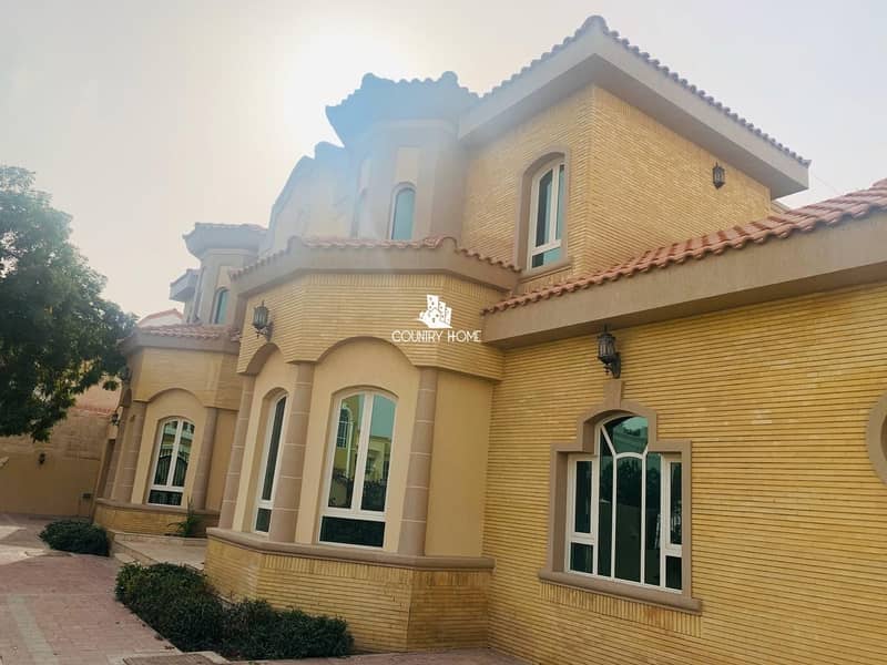 Beautiful 4 Bedroom Villa For Rent In Barsha 2