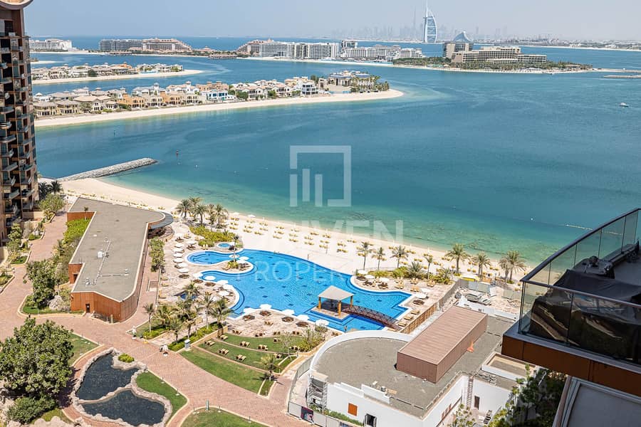 Amazing 4 Bedroom Penthouse with Sea View