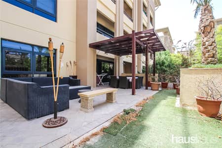 3 Bedroom Flat for Sale in The Greens, Dubai - Private Garden | Great Location | Upgraded Kitchen 3 Bedroom Flat for Sale in The Greens, Dubai - Private Garden | Great Location | Upgraded Kitchen