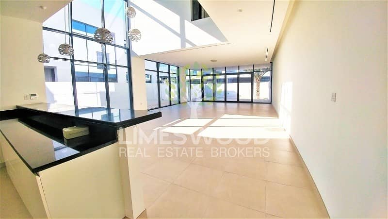 Modern & Contemporary 5BR Villa Al Barsha Near MOE Modern & Contemporary 5BR Villa Al Barsha Near MOE