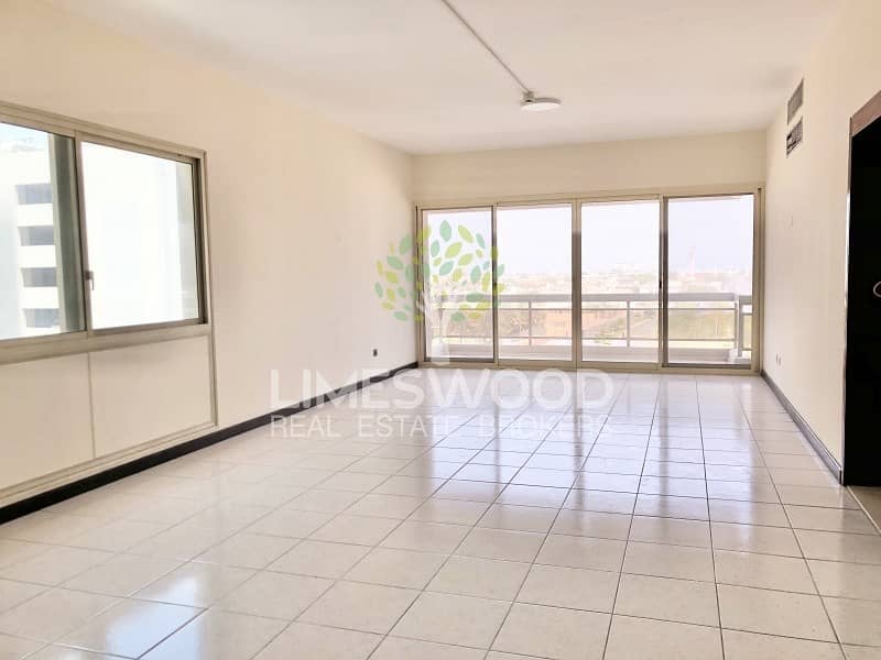 Spacious 3bedroom chiller free in Twin Tower SZR