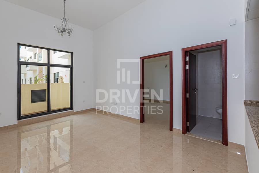 13 1 Bed Apartment with Storage room and Garden
