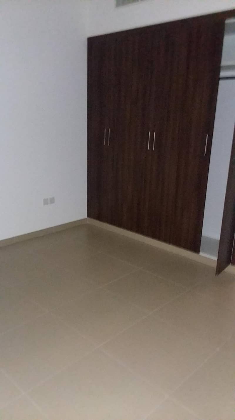 2 Bedroom Hall For Family Sharing
