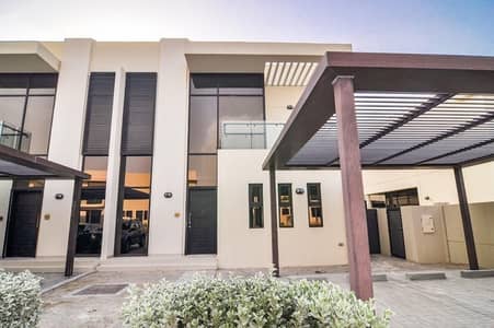 3 Bedroom Town House in Damac Hills for (SALE ONLY) 3 Bedroom Town House in Damac Hills for (SALE ONLY)