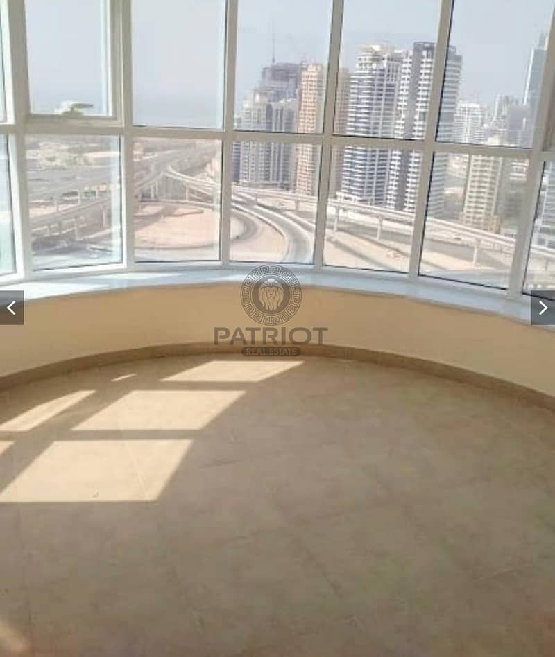 24 Studio apartment in Dubai Gate 2 new building few mints walk to metro station.