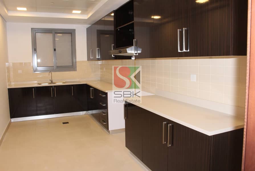 6 Spacious And Luxurious 2 Bedroom Available in Jumeirah 3
