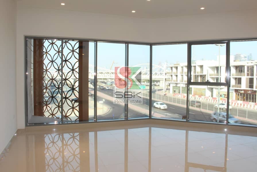 7 Spacious And Luxurious 2 Bedroom Available in Jumeirah 3
