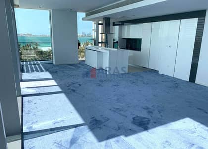 Panoramic View of Sea 4bhk with Maid Ready Panoramic View of Sea 4bhk with Maid Ready