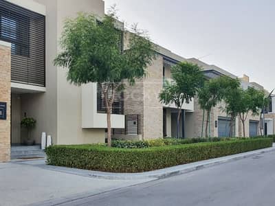 4 Bedroom Villa for Sale in Mohammad Bin Rashid City, Dubai - Corner Villa | 4 Bed plus Maids | 3 Parking | MBR City 4 Bedroom Villa for Sale in Mohammad Bin Rashid City, Dubai - Corner Villa | 4 Bed plus Maids | 3 Parking | MBR City