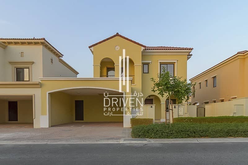 Spacious 5 bedrooms Villa in Arabian Ranches