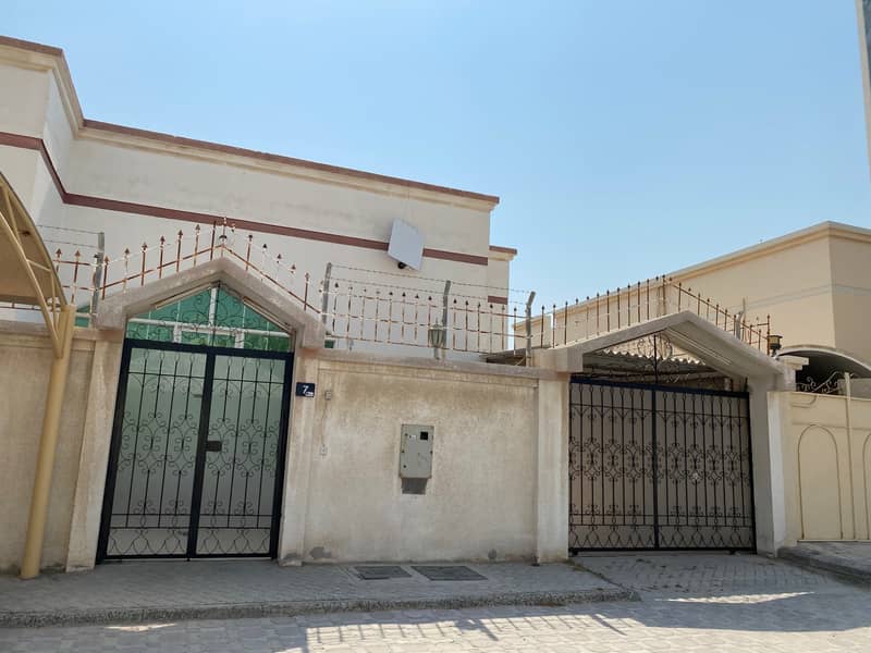 Excellent location house on a main street in Al Sabkha