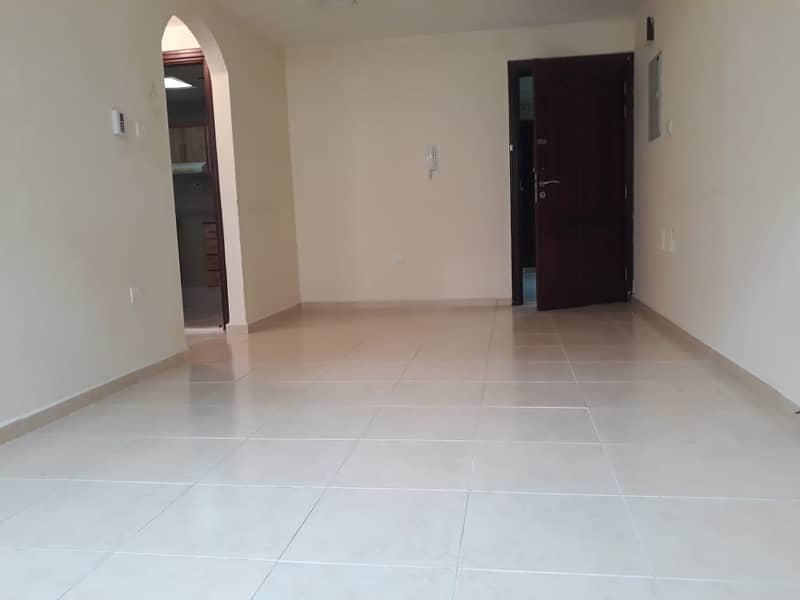 Low price Big size studio available on Electra street 33k 3 Payments
