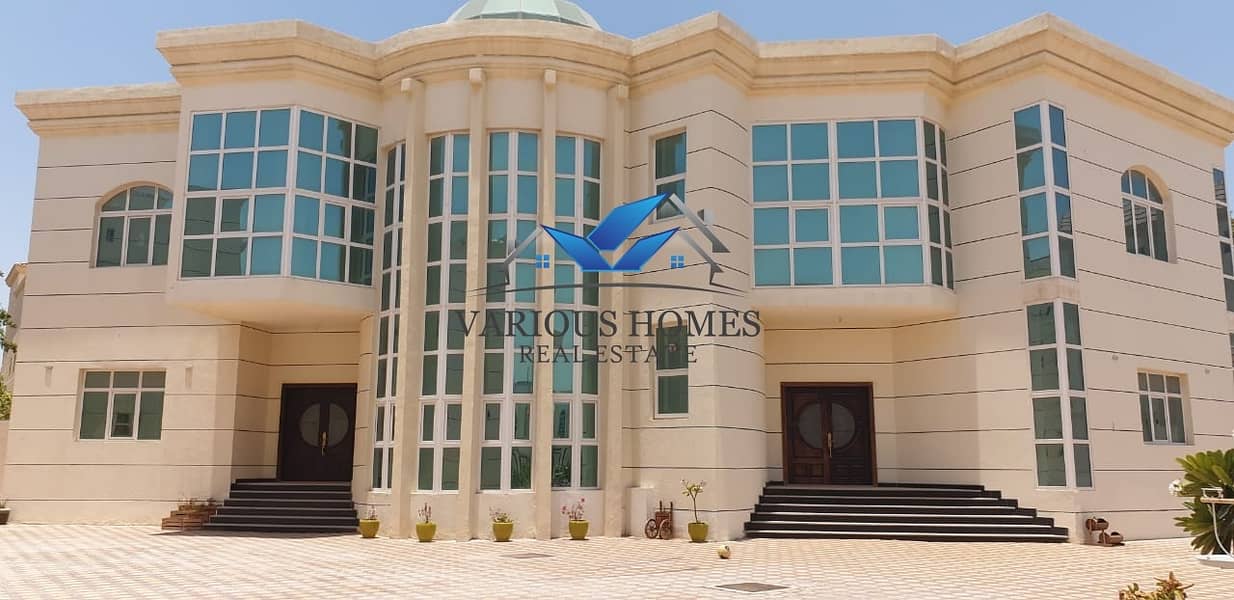 Fantastic 6 bedrooms with outside Majlis at MBZ
