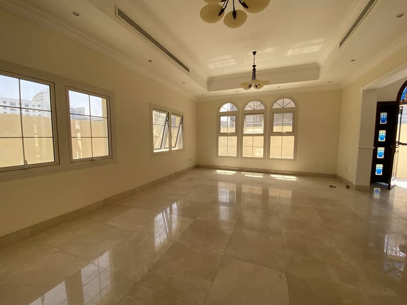 Huge 5BED Villa_2Living Rooms_All RM Attached 160K