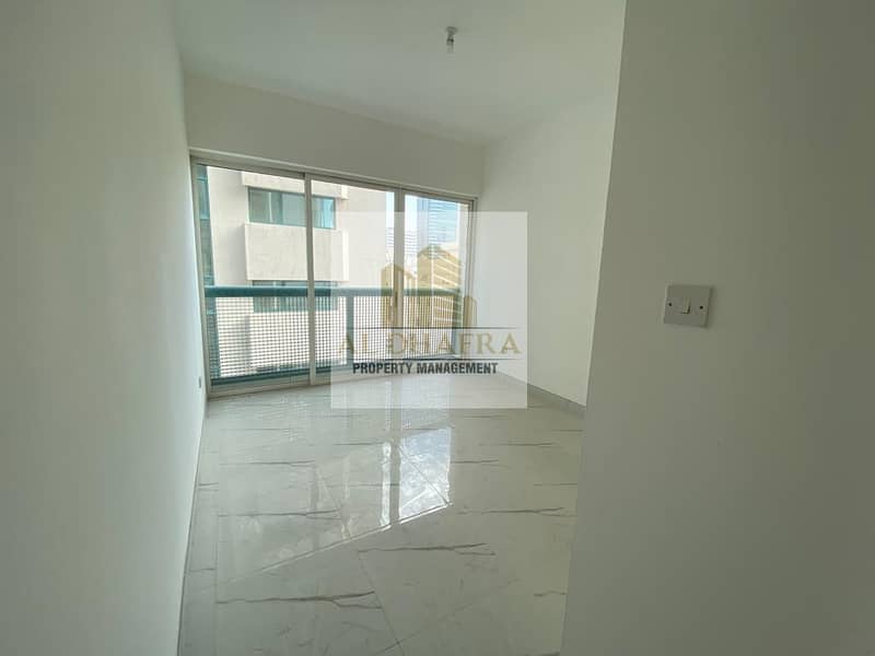 52 Upgraded! Family 4BHK | Direct from Owner