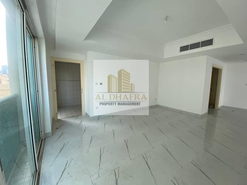 74 Upgraded! Family 4BHK | Direct from Owner