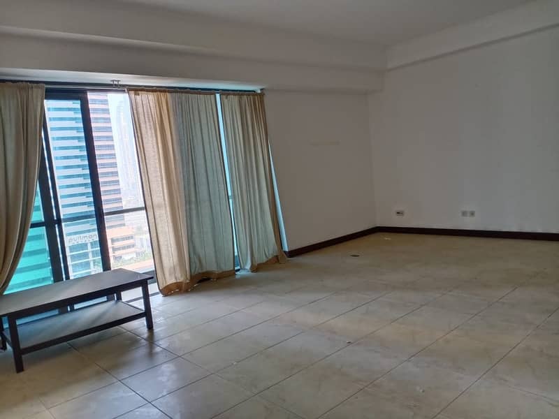 10 1 MONTH FREE | 2 Bedrooms | Double Balcony | Full Lake View
