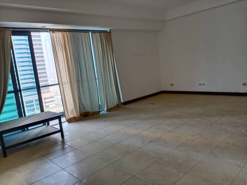 17 1 MONTH FREE | 2 Bedrooms | Double Balcony | Full Lake View