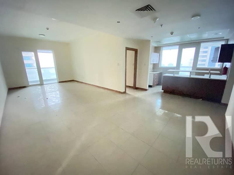 A 2 High Bedroom for rent in Sulafa Tower 1