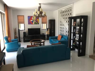 UNFURNISHED CORNER 5 BHK + MAID + 6 BATH LARGE CORNER END UNIT UNFURNISHED CORNER 5 BHK + MAID + 6 BATH LARGE CORNER END UNIT