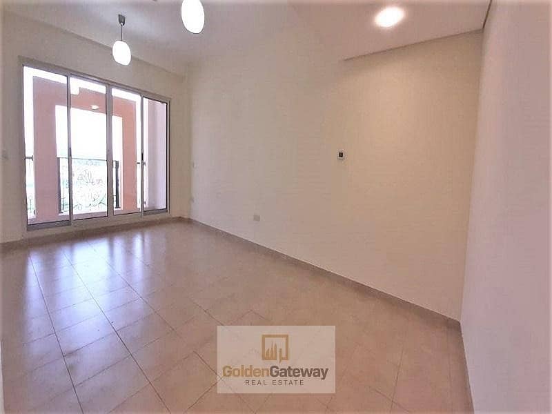 5 Beautiful Full Canal View / 2 Balconies  / Closed Kitchen