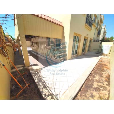 **1 MONTH FREE**WELL MAINTAINED-LARGE CORNER 3 BR-PVT BACKYARD-PANTRY-MAID VILLA ON A PRIME LOCATION **1 MONTH FREE**WELL MAINTAINED-LARGE CORNER 3 BR-PVT BACKYARD-PANTRY-MAID VILLA ON A PRIME LOCATION