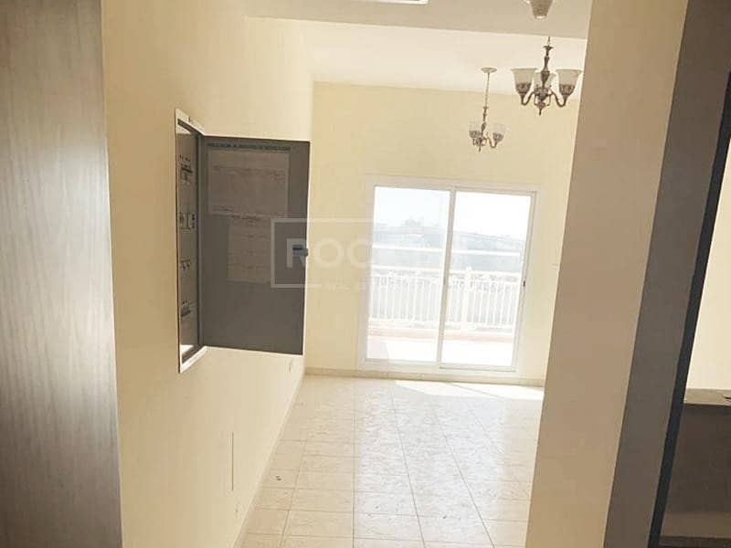 1-Bed | Covered Parking | Liwan
