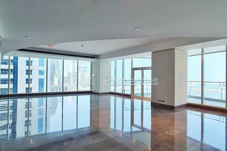 EXCLUSIVE Immaculate Contemporary Penthouse
