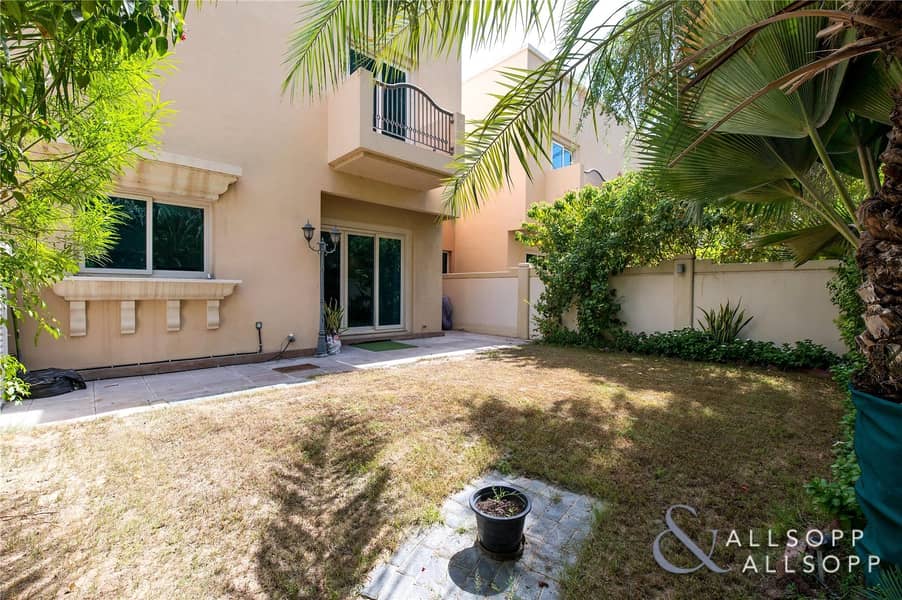 4 Beds | Great Location | Close To Pool