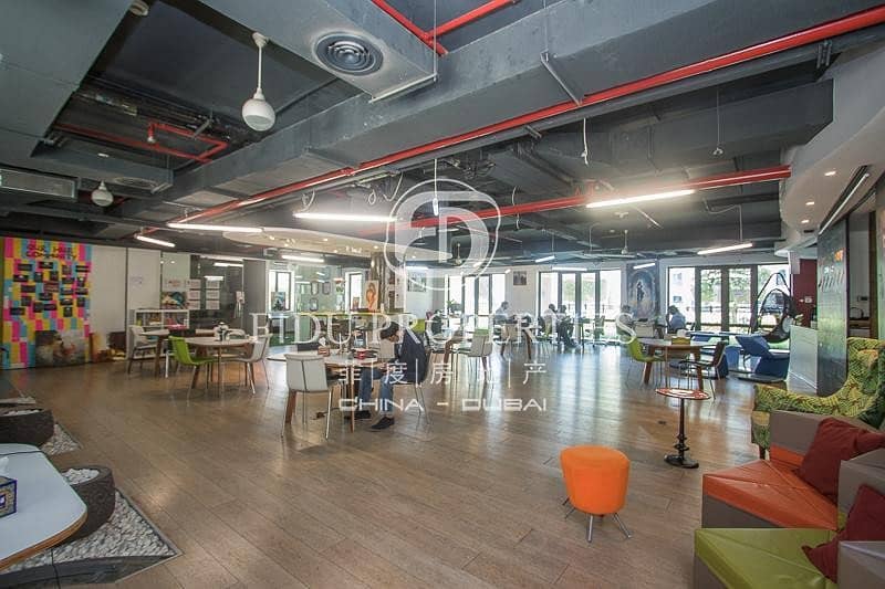 6 Spacious and Huge  Office| High Quality Fitted