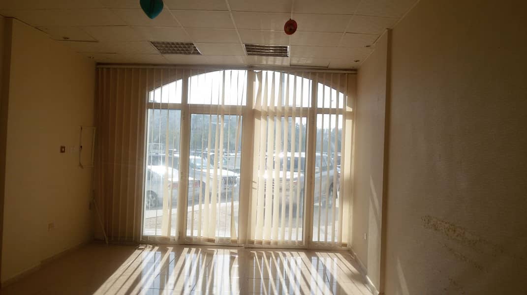 Best Deal Shop in 1 , 4 , 6 or 12 Cheques Best For Any Commercial or Storage use Prime Location Best Deal Shop in 1 , 4 , 6 or 12 Cheques Best For Any Commercial or Storage use Prime Location
