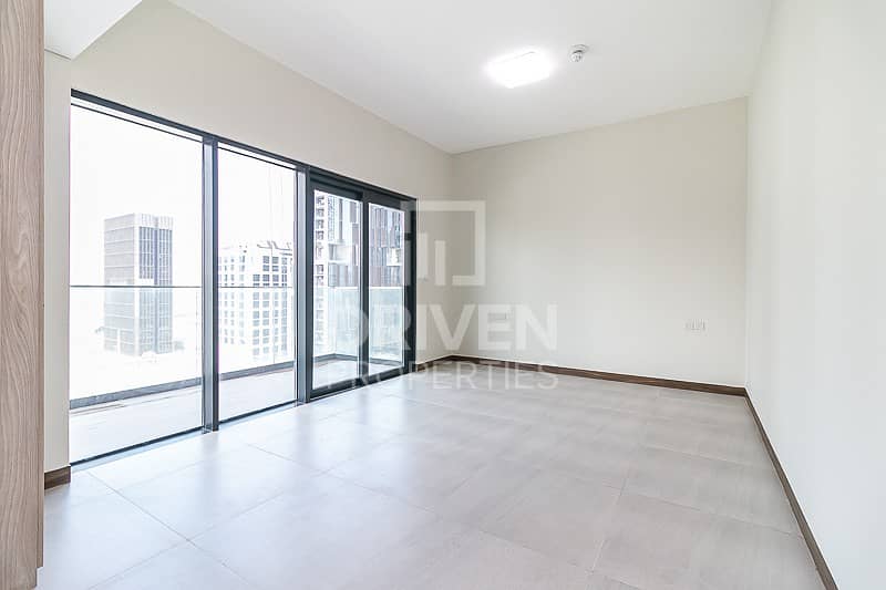 Brand New and Bright 2 Bedroom Apartment