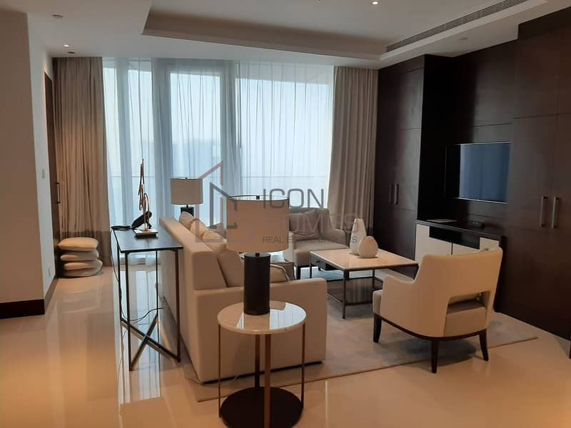 7 Luxurious Two Bedroom Apartment | Sea View
