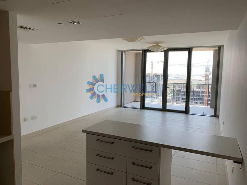 5 Hot Deal | Luxurious Family Apartment | Vacant