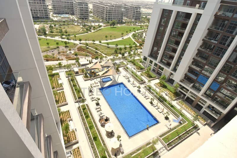 Highest Floor |  Multiple Cheques | Pool View