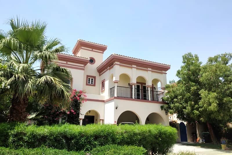 | Vacant | Type Cordoba E2 | 4 Beds with study Villa |