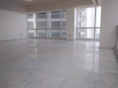 Top Class 3 BR with Full Facilities Top Class 3 BR with Full Facilities